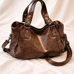 Elegant Brown Leather Handbag